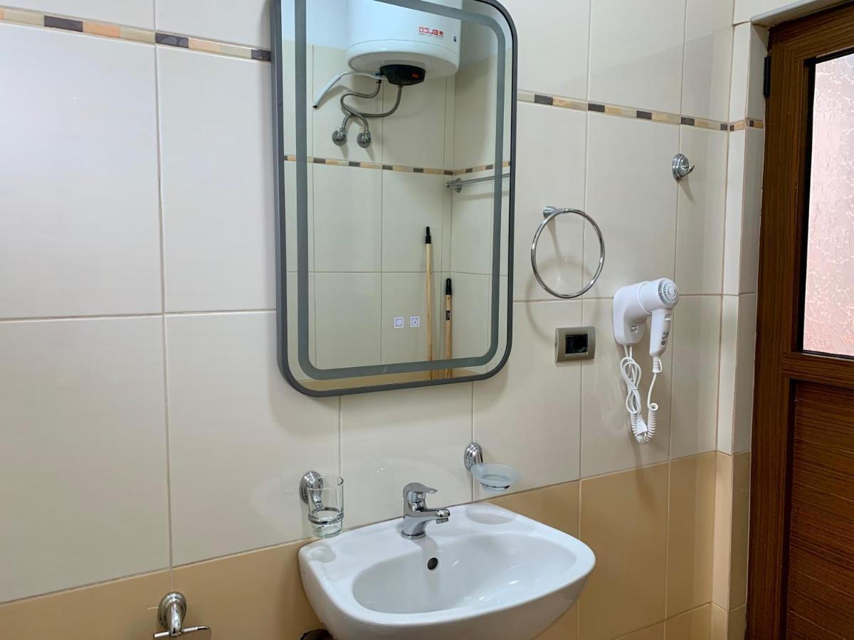 Bardhi Apts Саранде Екстериор снимка