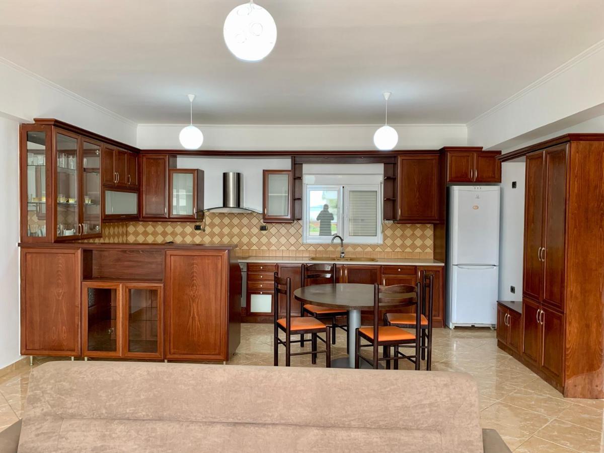 Bardhi Apts Саранде Екстериор снимка