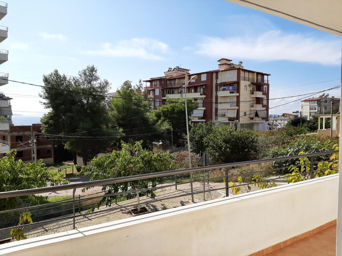 Bardhi Apts Саранде Екстериор снимка
